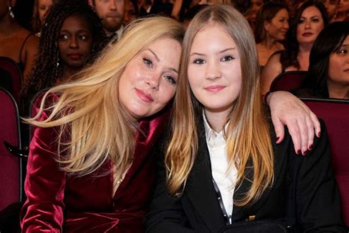 Olivia Grace Applegate Parents – Where Are They Now? Wikipedia And Net Worth