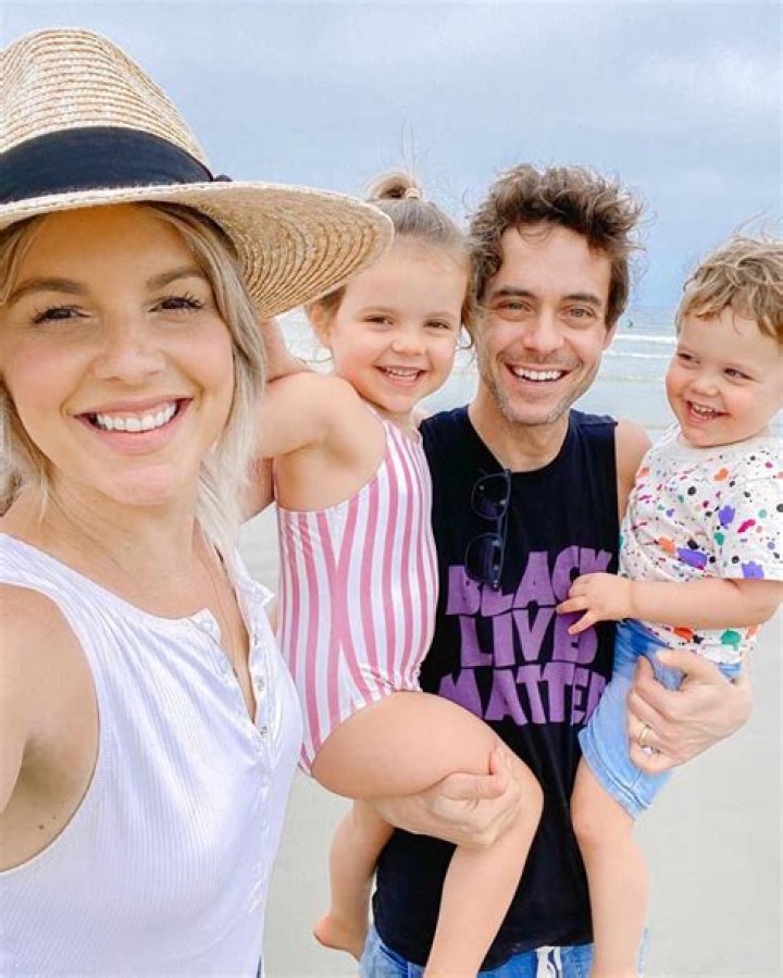 Our Five Favorite Ali Fedotowsky Tweets