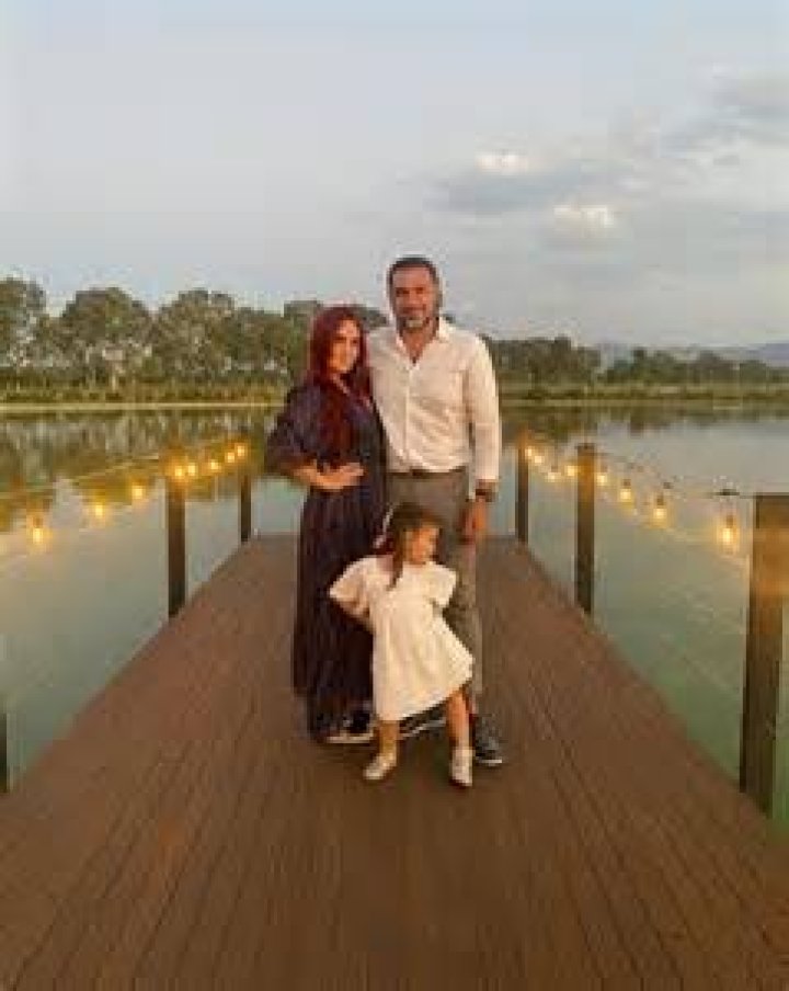 Paco Álvarez - Age, Family, Bio