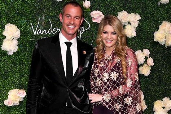 Pandora Todd announced her first pregnancy with husband Jason Sabo!