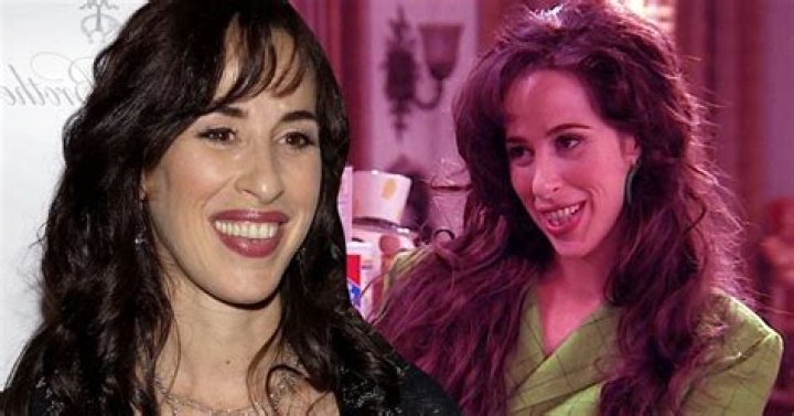 Popular for portraying the role of Janice Goralnik in the Friends! Maggie Wheeler has a beautiful life-A journey of perfect married life, active filmography!