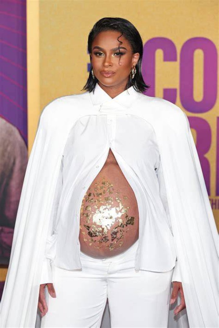 
Pregnant Abby De La Rosa Reacts To Nick Cannon Expecting Another Baby 