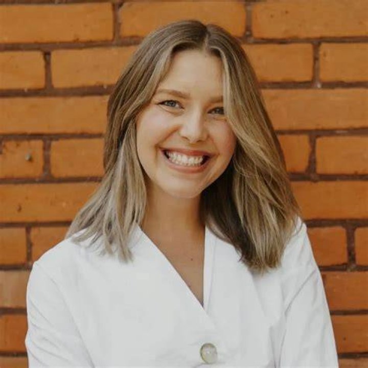 Rachelle Waterman Age, Birthday, Wikipedia, Who, Nationality, Biography