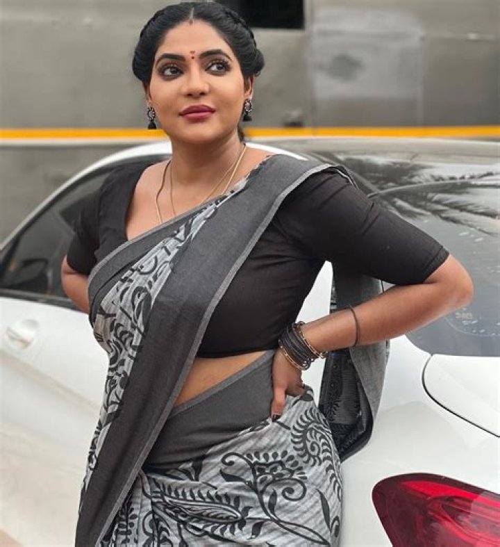 
Ramya Pasupuleti Height, Weight, Net Worth, Age, Birthday, Wikipedia, Who, Nationality, Biography 
