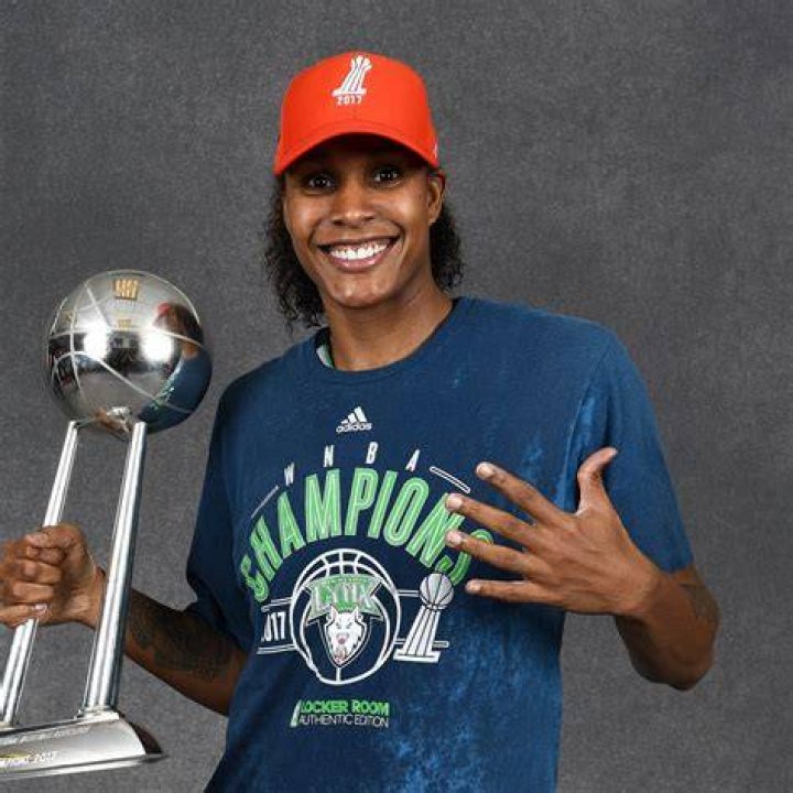 Rebekkah Brunson Height, Weight, Net Worth, Age, Birthday, Wikipedia, Who, Nationality, Biography