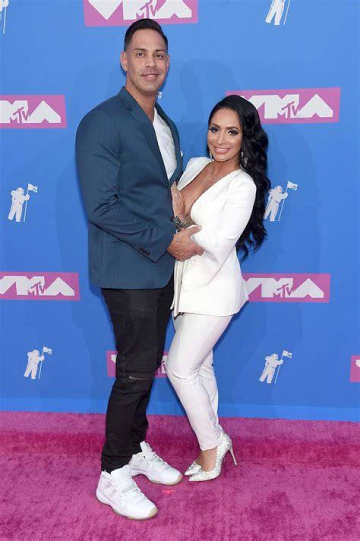 Relationship update! Does Angelina Pivarnick get divorced with her husband Chris Larangeira on season 5 of ‘Jersey Shore’?
