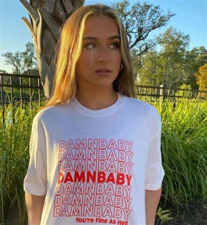 Riley Saurage Height, Weight, Net Worth, Age, Birthday, Wikipedia, Who, Nationality, Biography