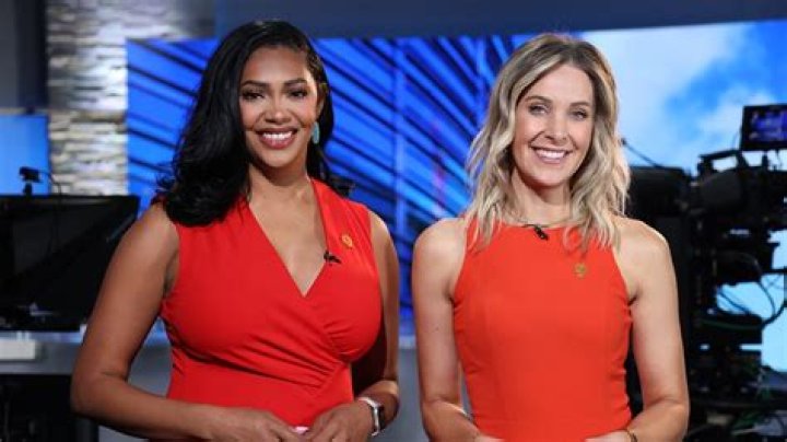 Robin Baumgarten, a WGN-TV news correspondent has two daughters from her past marriage. Know her net worth as well.