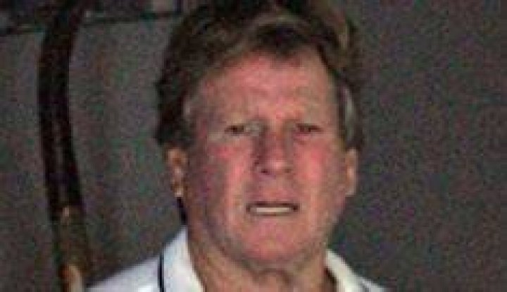 Ryan O’Neal does drugs with his son & hires him hookers