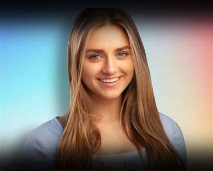 Sadie Aldis - Age, Family, Bio