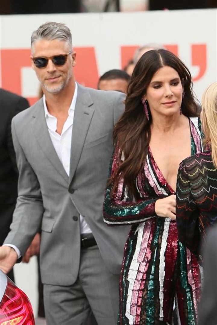 Sandra Bullock's Love Life Explored