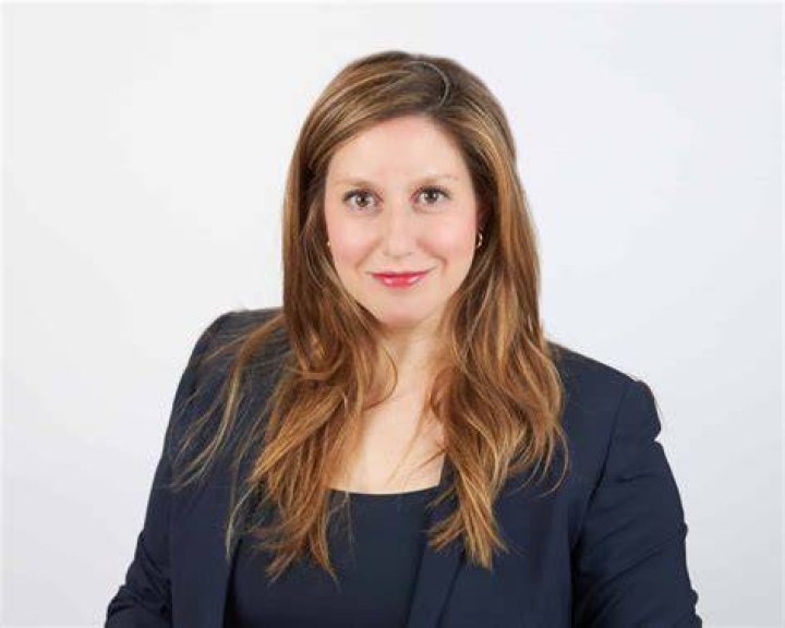 Sarah Goldberg Bio (Wiki) 