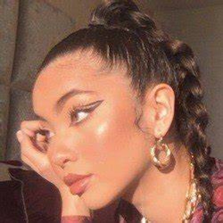 Selina Siren - Age, Family, Bio