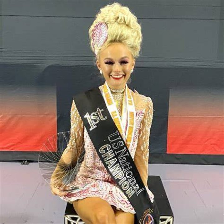 
Shaylin Smith Height, Weight, Net Worth, Age, Birthday, Wikipedia, Who, Instagram, Biography 