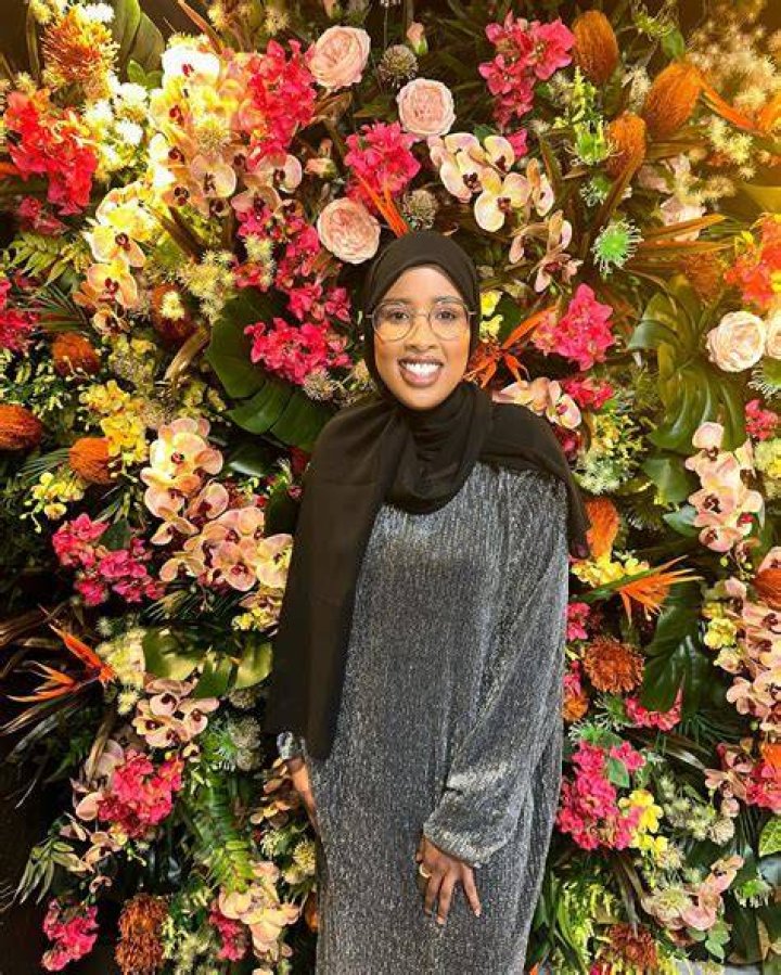 Smoke Hijabi - Age, Family, Bio