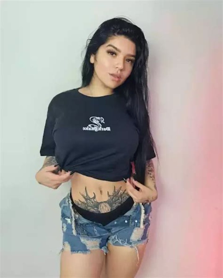 
Sofymack (Sofy Macarena) Height, Weight, Net Worth, Age, Birthday, Wikipedia, Who, Instagram, Biography 