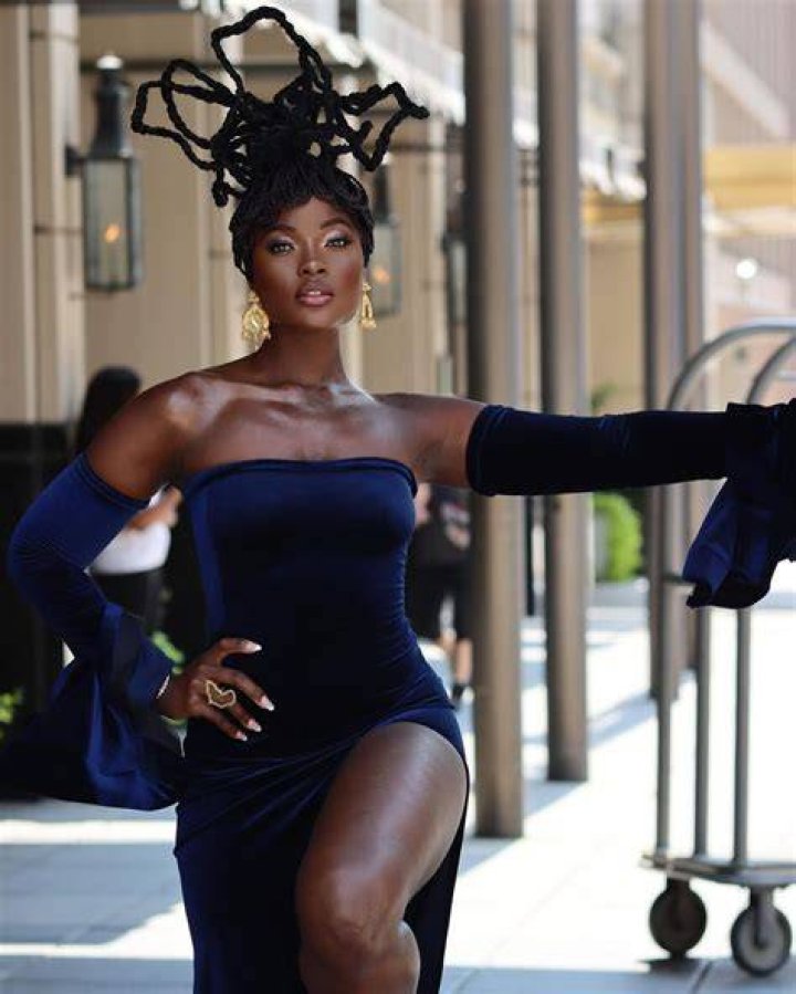 Sonia Barbie Tucker - Trivia, Family, Bio
