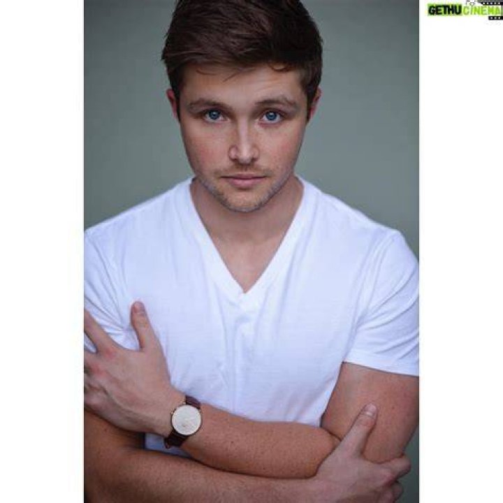 Sterling Knight Bio (Wiki) 