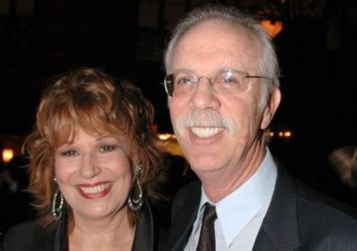 Steve Janowitz and his longtime wife, Joy Behar married in 2011 after 29 years of relationship.