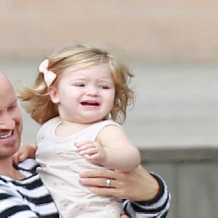 Story Annabelle Paul- Meet Daugter Of Aaron Paul and Lauren Parsekian