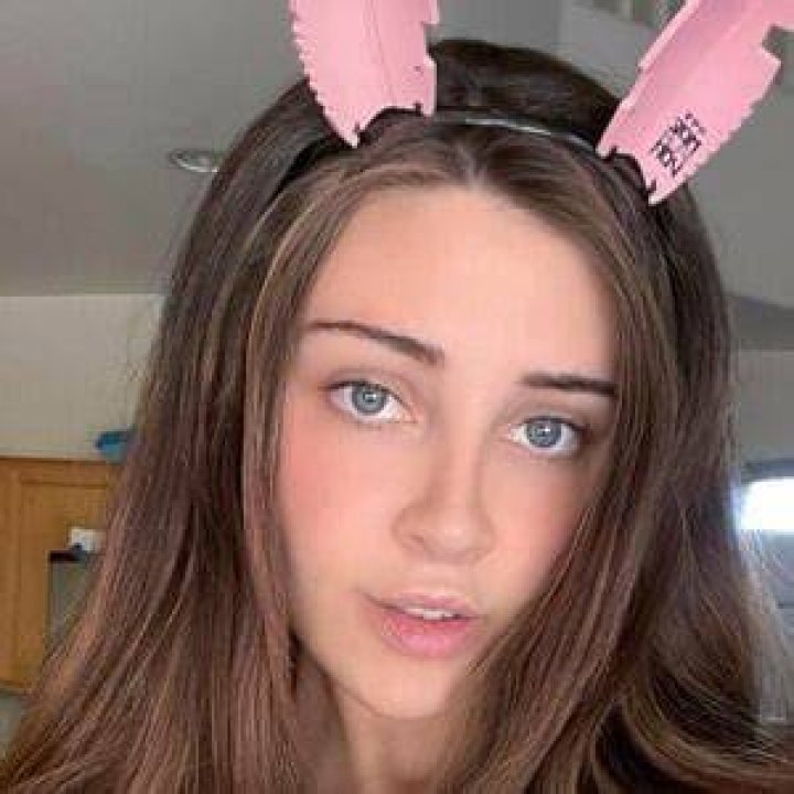 sunnyrayxo - Age, Family, Bio