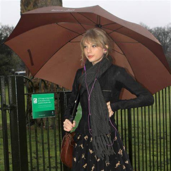 Taylor Swift wasn’t cast as Eponine in ‘Les Miserables’ after all
