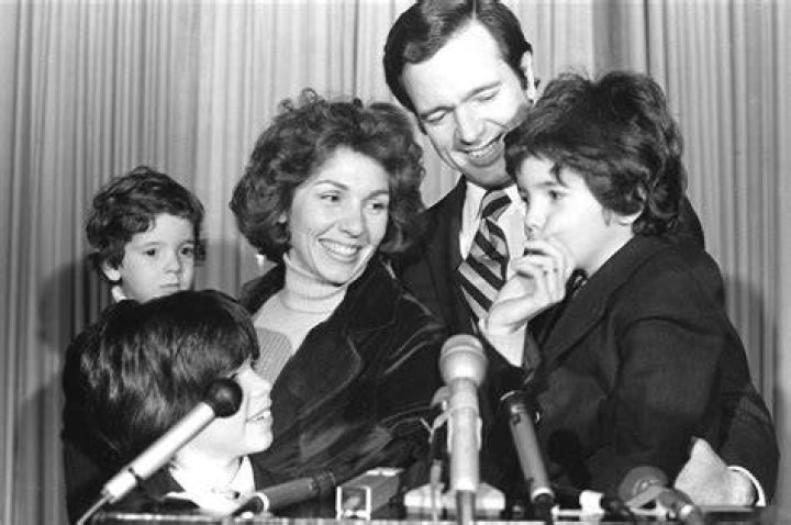 Teresa Heinz - Age, Family, Bio