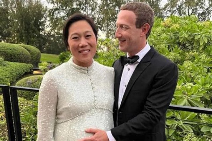 The Spy Actor Sacha Baron Cohen Satirically Destroys Facebook's CEO Mark Zuckerberg! Also Know his Wife & Married Life