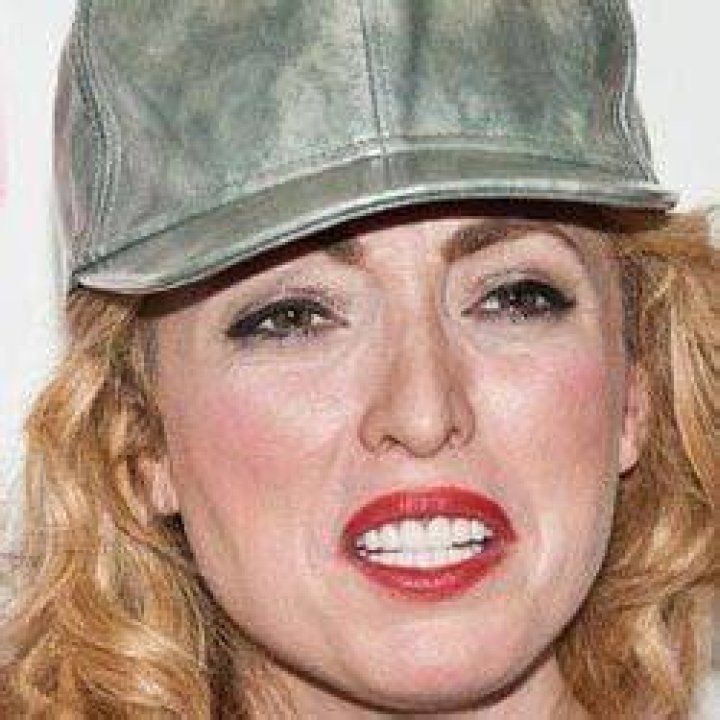 The Ting Tings - Members, Ages, Trivia