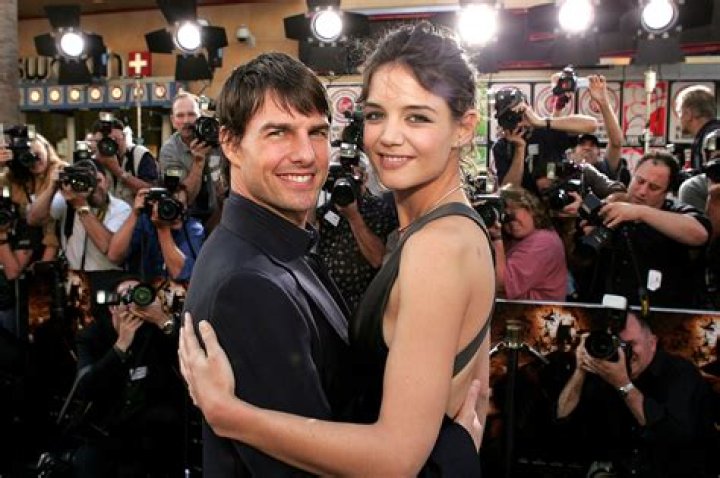 Tom Cruise gushes about “amazing” Katie: “Every day I fall more in love with her”