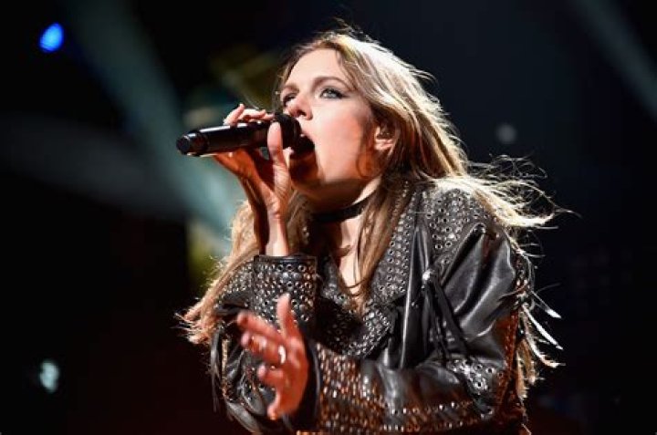 Tove Lo Net Worth - Wiki, Age, Weight and Height, Relationships, Family, and More