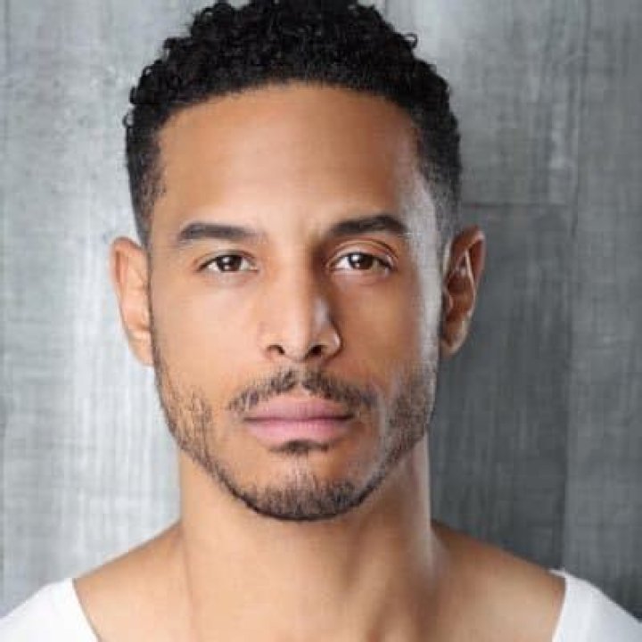 Travis Winfrey - Age, Family, Bio