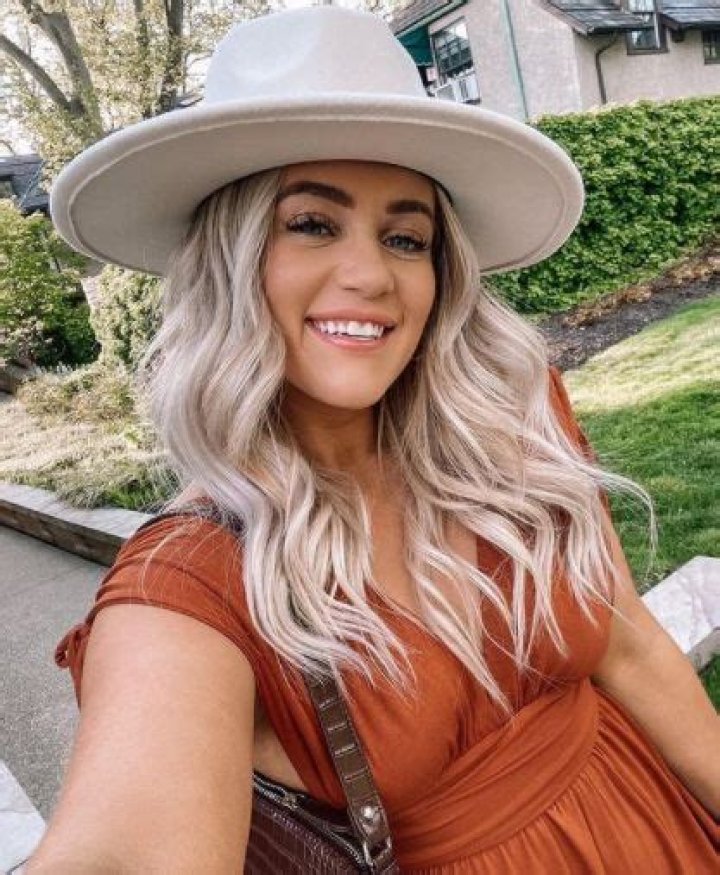 Tricia Marchese - Age, Family, Bio