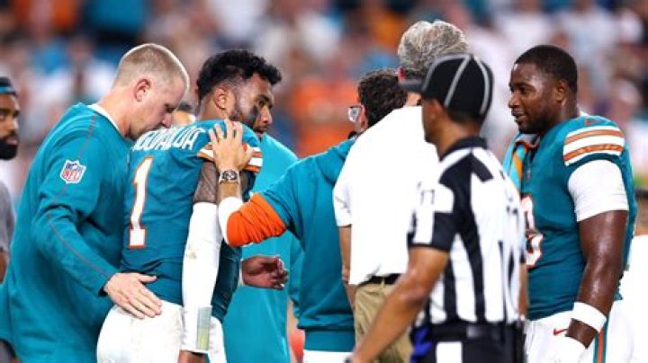 
Tua Tagovailoa Says He Was Knocked Unconscious During His Most Recent Concussion Scare 