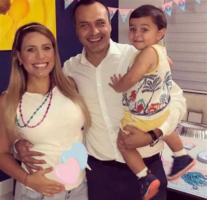 Univision's Sportscaster, Lindsay Casinelli Has Two Sons With Her Husband, Miguel Ángel García 