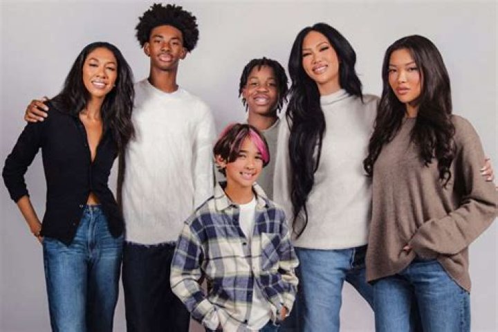 Unveiling the Life, Marriage, Wife, Kids, and Net Worth of Shannon Lee's Husband