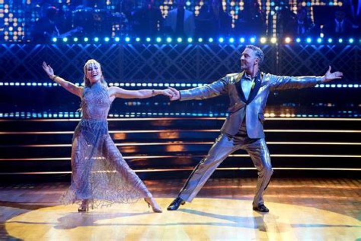 Video of Heather Mills’ fall on Dancing with the Stars