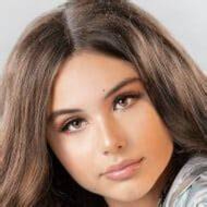 Vienna Maryce - Age, Family, Bio