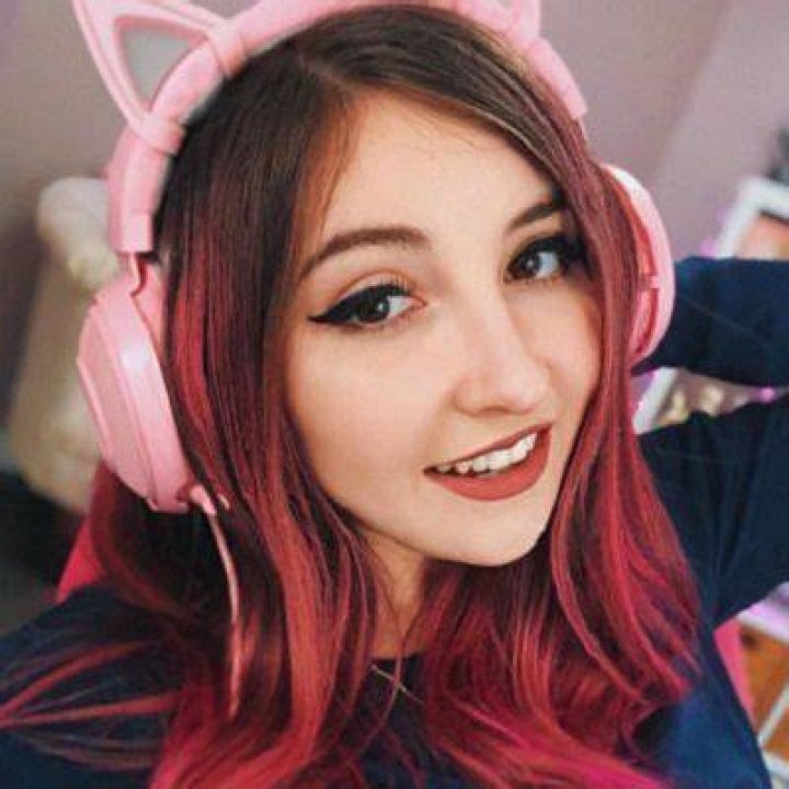 Vixella Bio (Wiki) 