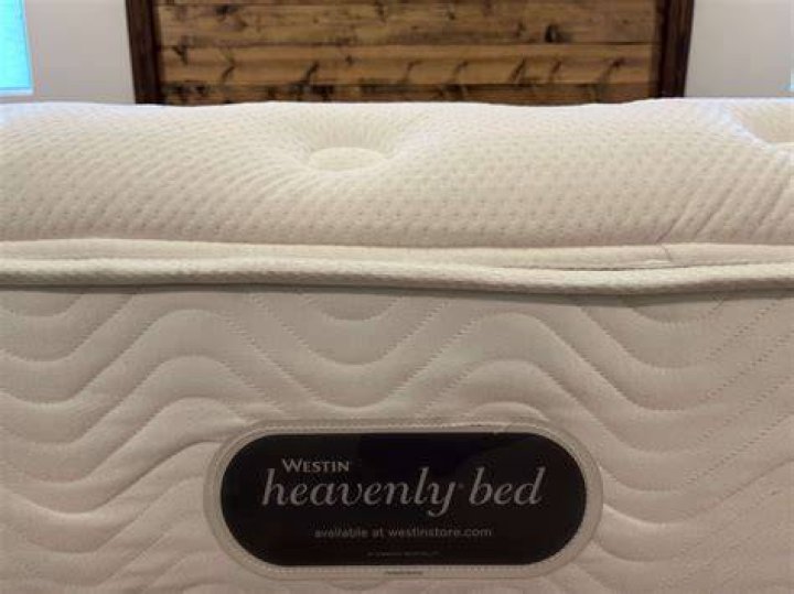What brand of mattress is the Westin Heavenly Bed?