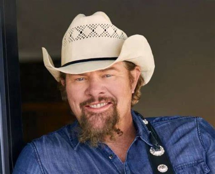 What Happened To Singer Toby Keith’s Stomach Cancer Treatment? Update On His Life Support Status