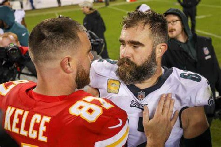 What is Jason Kelce salary?