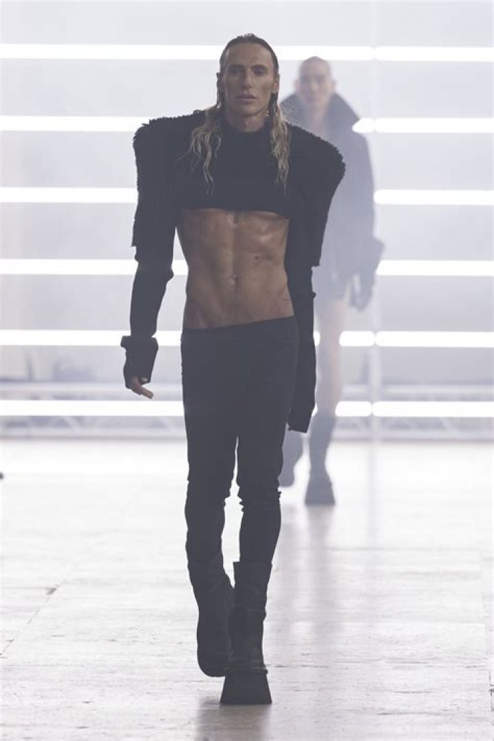 What is the sexuality of fashion designer, Rick Owens? Is he bisexual?
