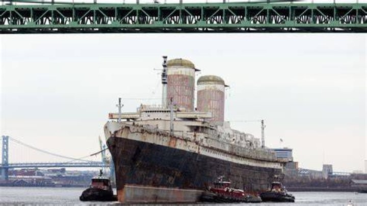 Where was last ship filmed?
