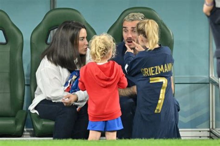 Who are Antoine Griezmanns Parents? Antoine Griezmann Biography, Parents Name, Nationality and More