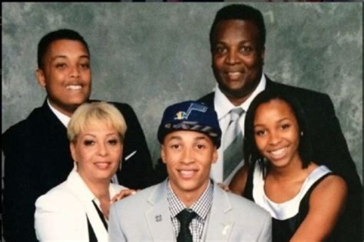 Who Is Cecil Exum Wife Desiree? Married Life And Kids