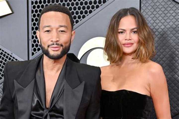 Who is Chrissy Teigen, Mother ? Know Her Relationship Status and Her Net Worth.