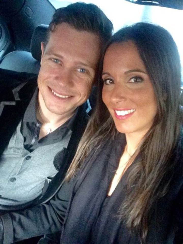 Who Is Nicolas Roche Wife?