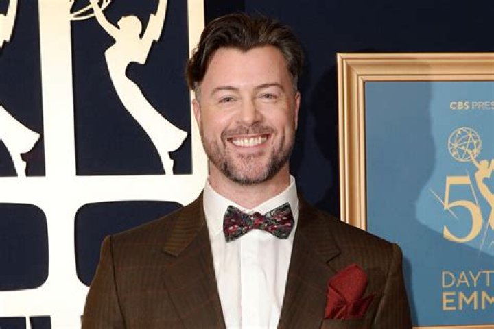 Who is Spartacus Star Dan Feuerriegel's Wife? Know His Days of Our Lives, Instagram, Chicago fire, Twitter, Age, & Net Worth.
