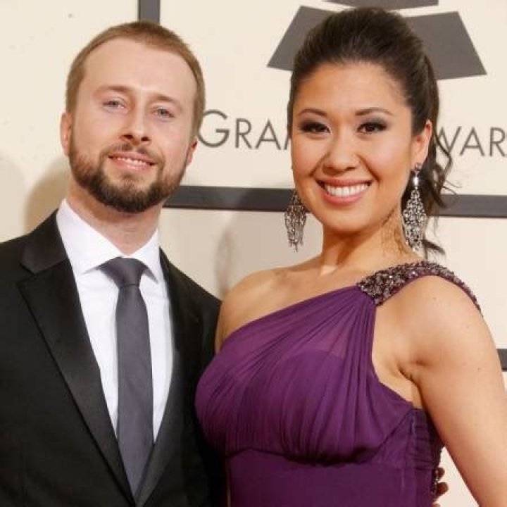 Who is the Husband of American Actress and Singer, Ruthie Ann Miles? Know About Her Daughter and Her Instagram